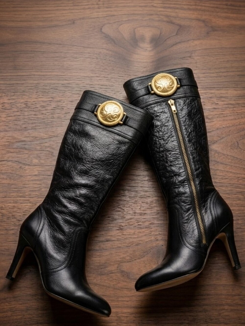 Juicy Couture Black Knee-High Leather Stiletto Boots with Gold Medallion - Picture 3 of 4